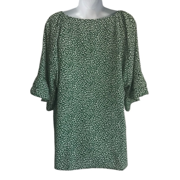 🔴 4/$15 SHEIN Women’s green floral print ruffle sleeve blouse + size 18 in EUC - Picture 2 of 13